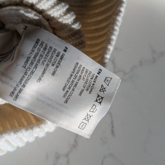 White Knit Zip up sweater - Picture 6 of 7